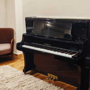Kawai KU70