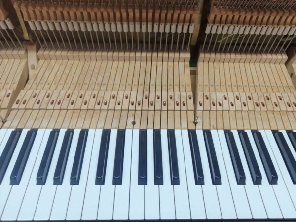 🎀YAMAHA YU30W大譜架直立式鋼琴