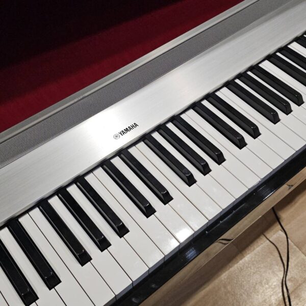 YAMAHA 數位鋼琴 MODUS H01