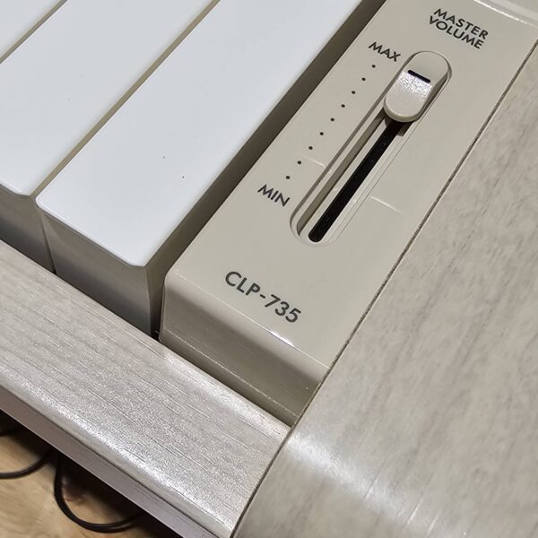 YAMAHA CLP-735 淺木色系