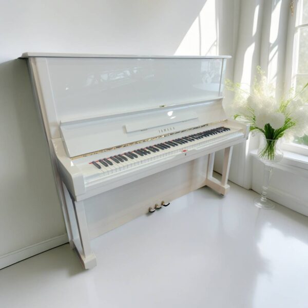 YAMAHA U3 珍珠白白色鋼琴